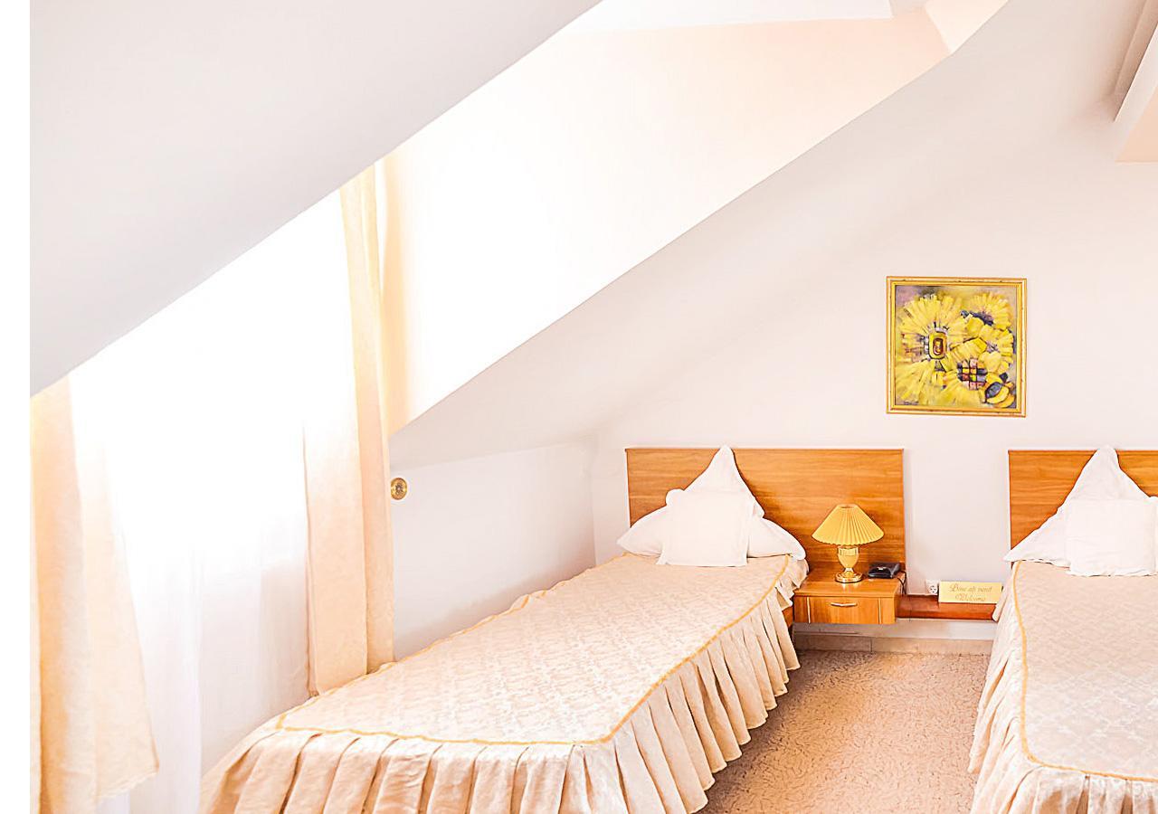 Hotel Roco Izvin Eksteriør bilde
