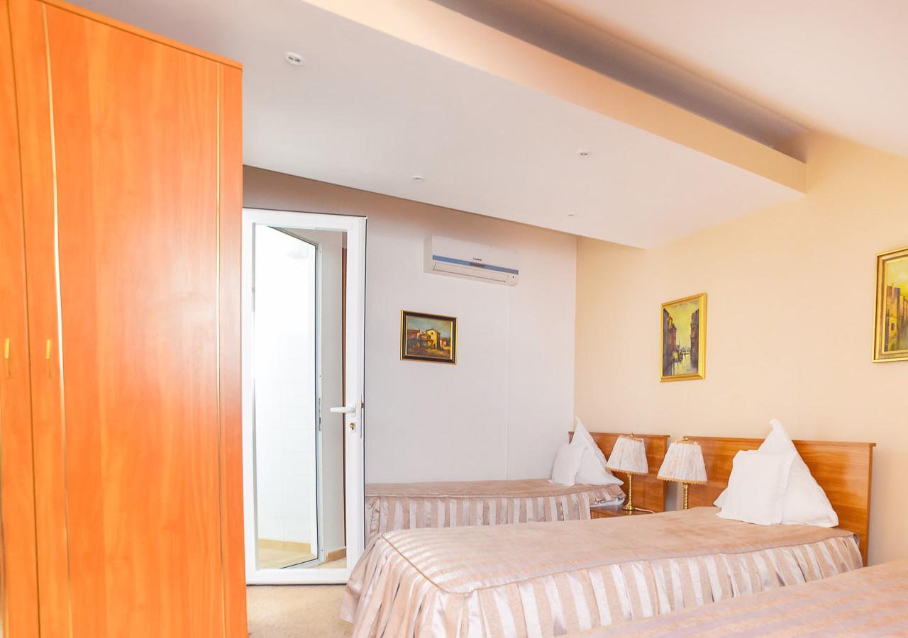Hotel Roco Izvin Eksteriør bilde