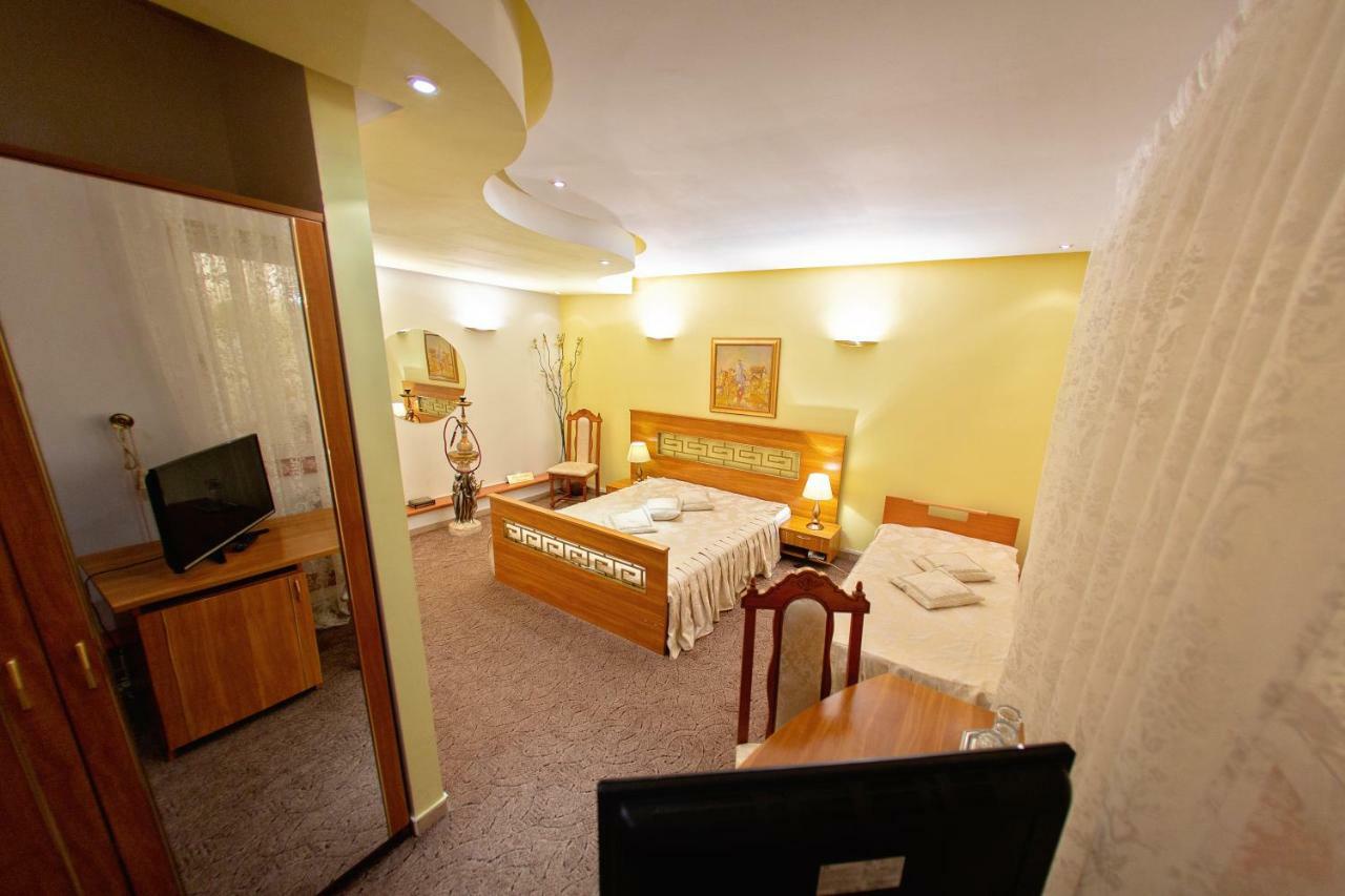 Hotel Roco Izvin Eksteriør bilde